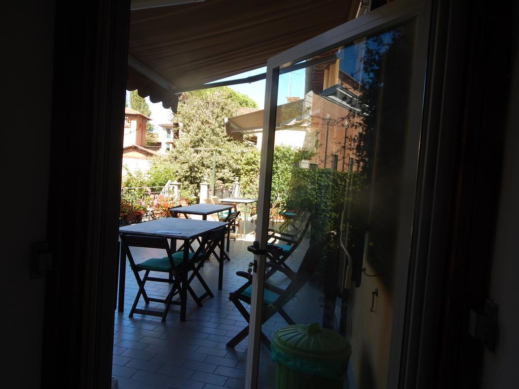 ピサ Borgo Largo 51 Bed & Breakfast エクステリア 写真